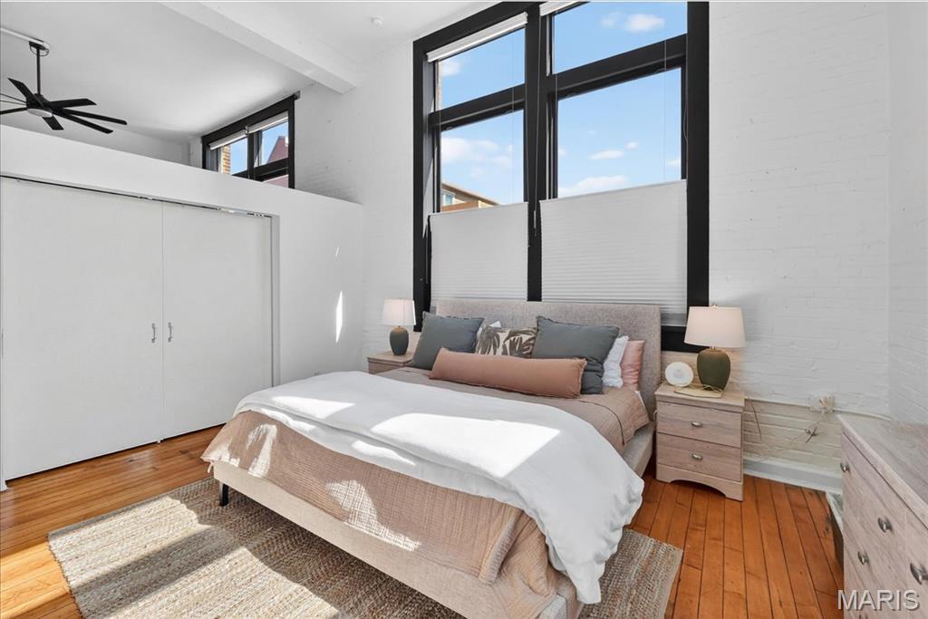 4242 Laclede Avenue Unit: 102