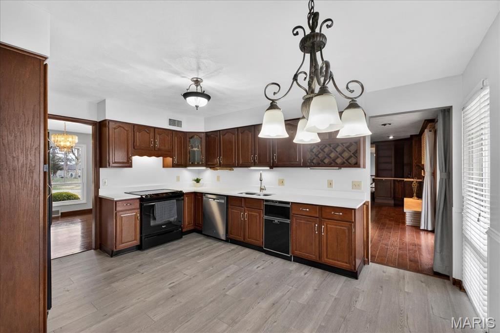 12055 Charwick Drive