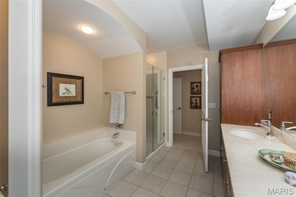 40 Brighton Way Unit: 2N