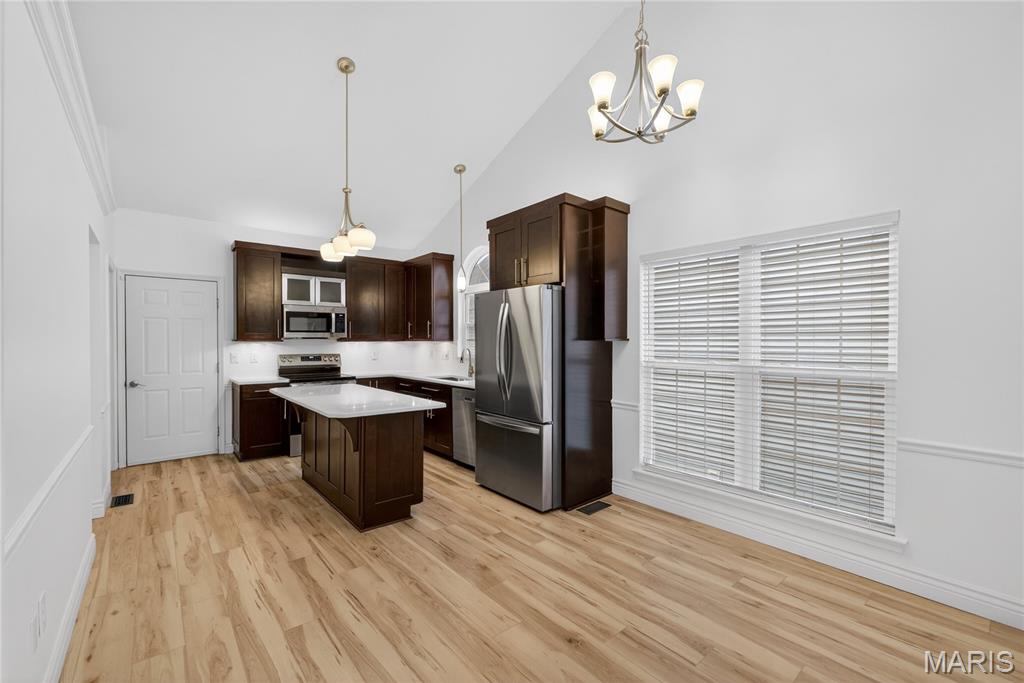 931 Wellesley Place Drive