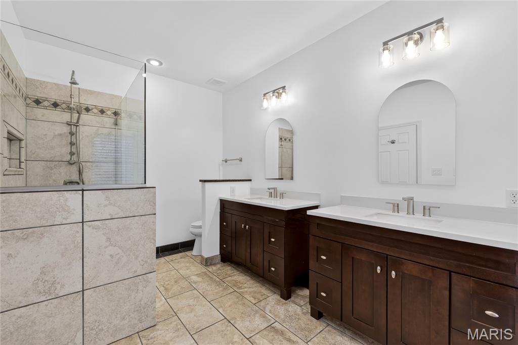 931 Wellesley Place Drive