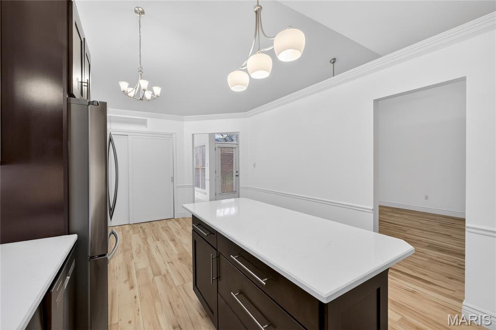 931 Wellesley Place Drive