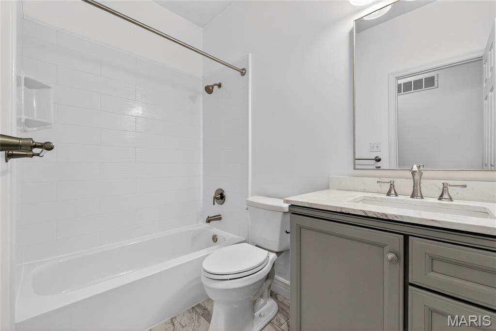 931 Wellesley Place Drive