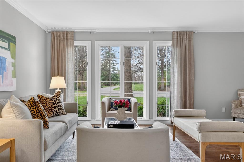 401 Steeplechase Lane