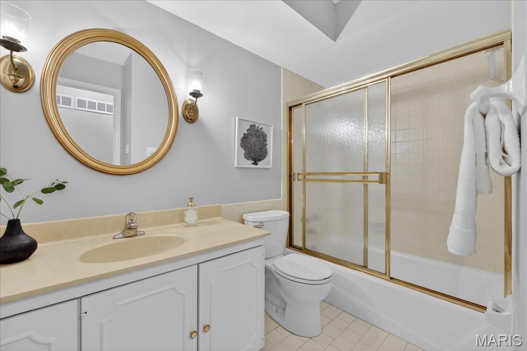 401 Steeplechase Lane