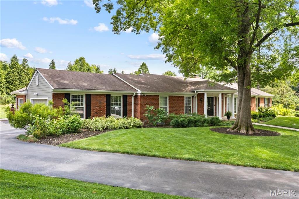 401 Steeplechase Lane