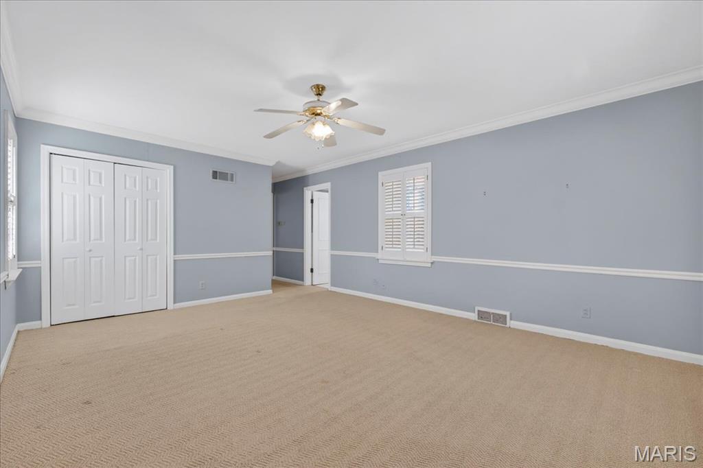 17 Outer Ladue Drive