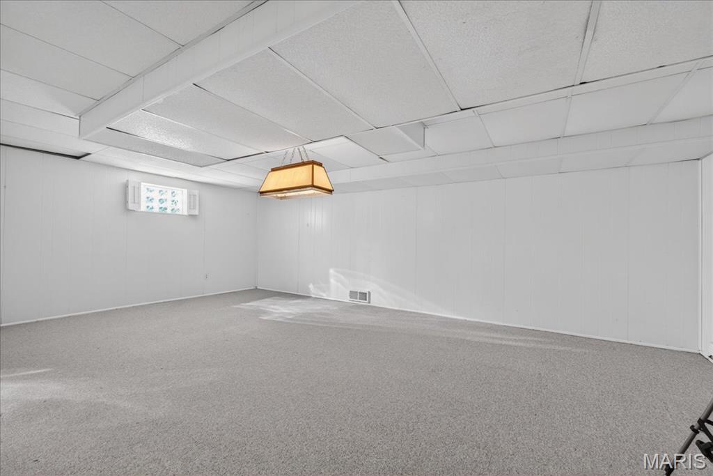 17 Outer Ladue Drive