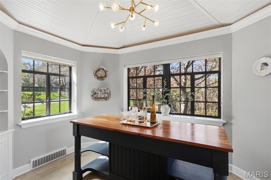 62 Lake Forest Drive