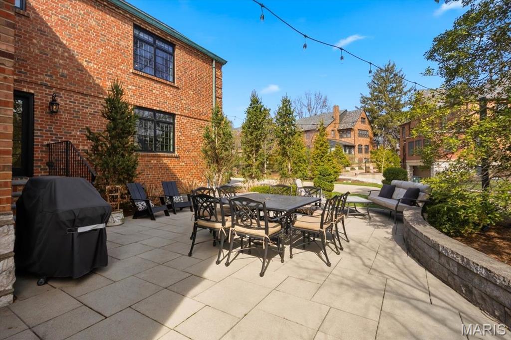 62 Lake Forest Drive