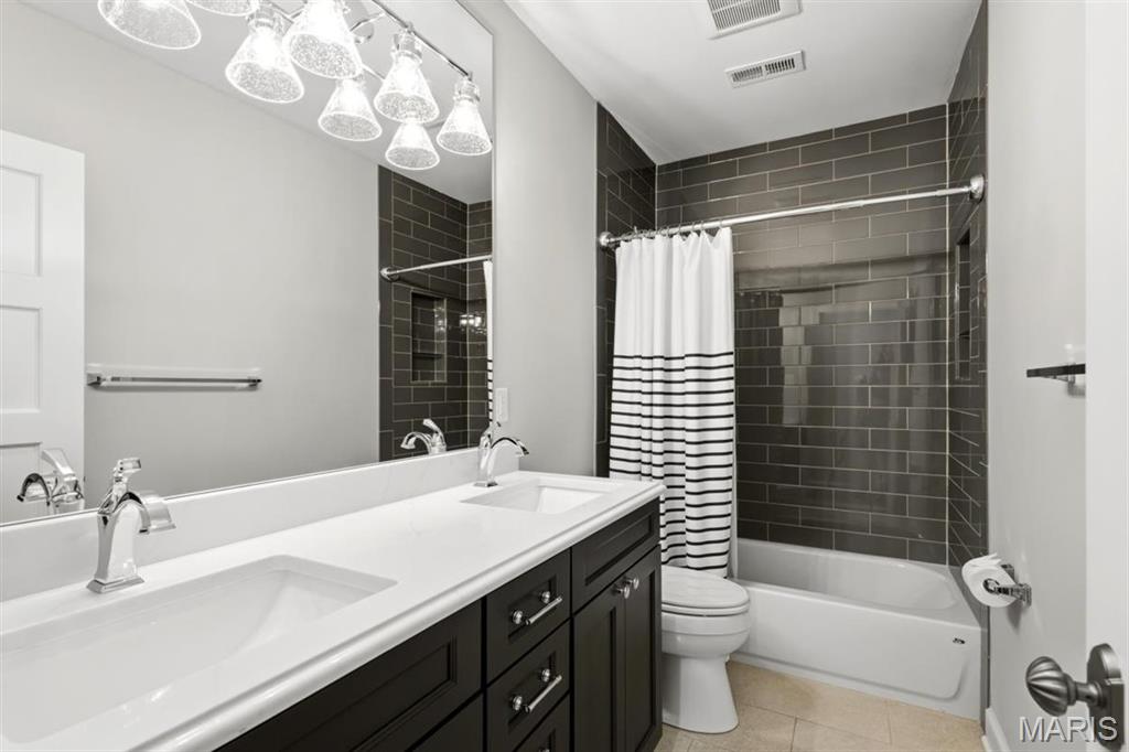 62 Lake Forest Drive