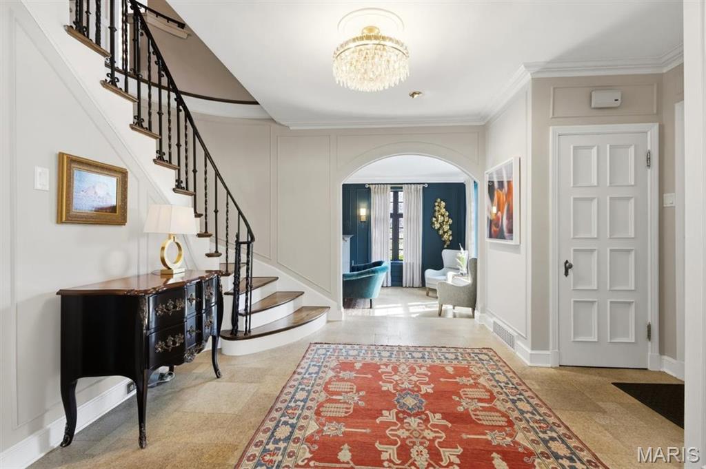 62 Lake Forest Drive