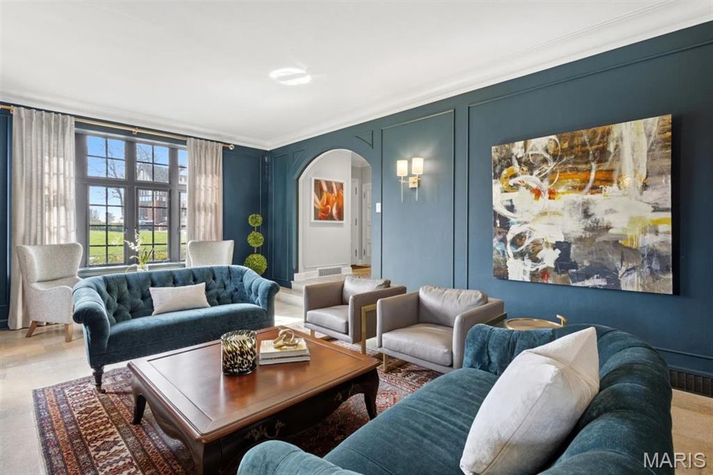 62 Lake Forest Drive