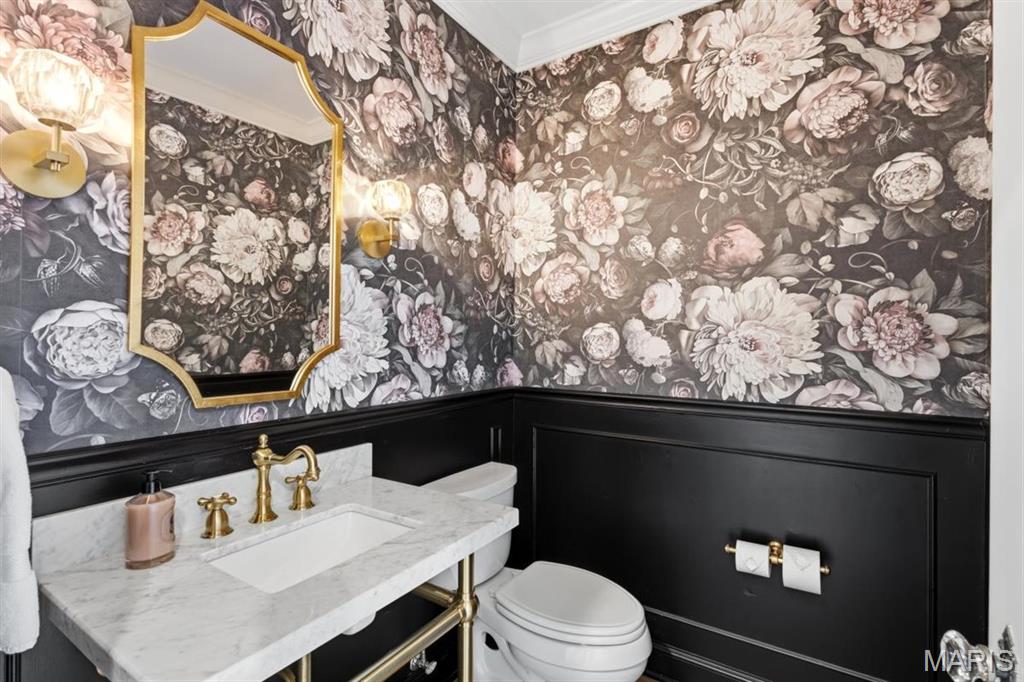 62 Lake Forest Drive