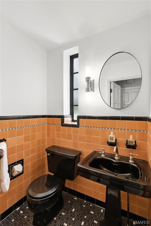 62 Lake Forest Drive