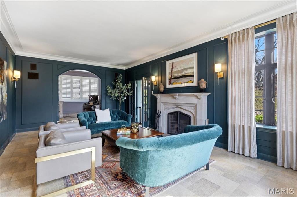 62 Lake Forest Drive