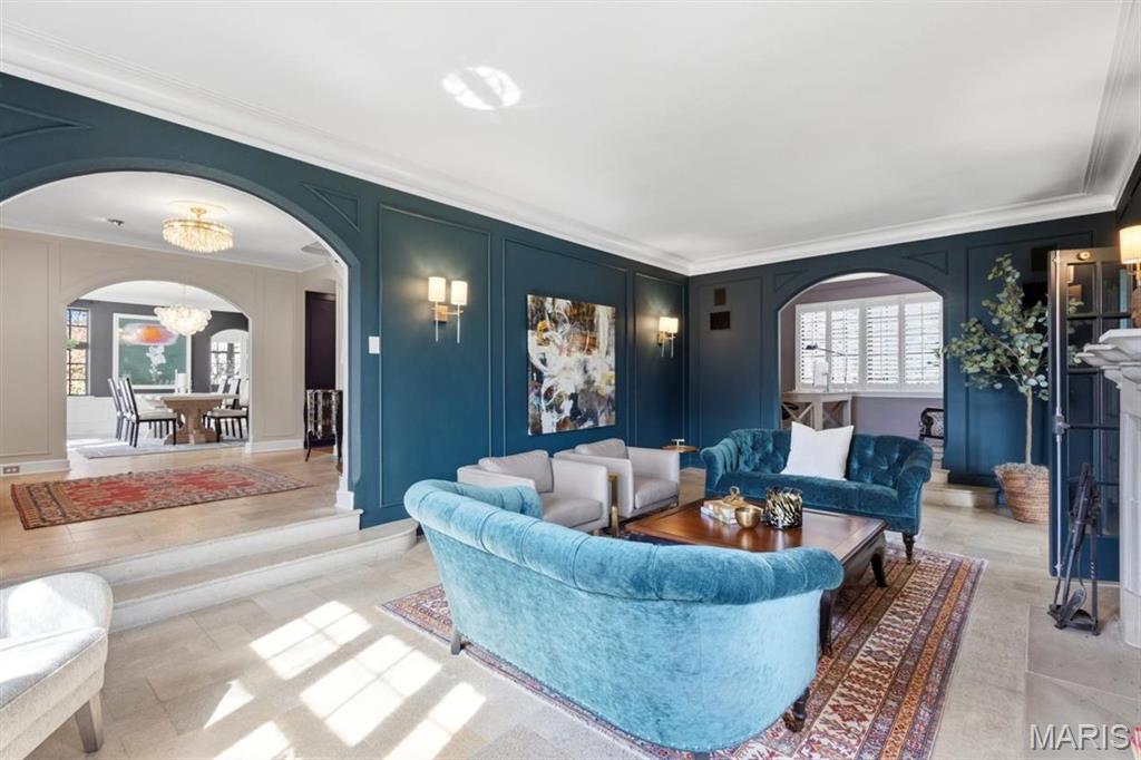 62 Lake Forest Drive