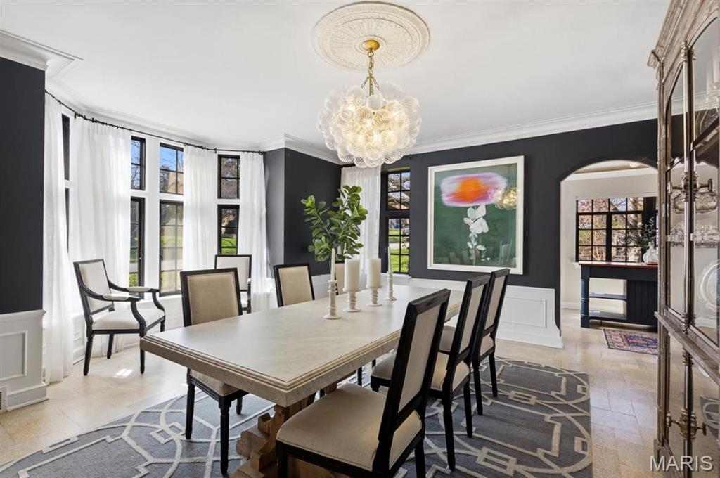 62 Lake Forest Drive