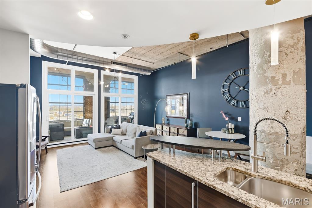 4100 Forest Park Avenue Unit: 417