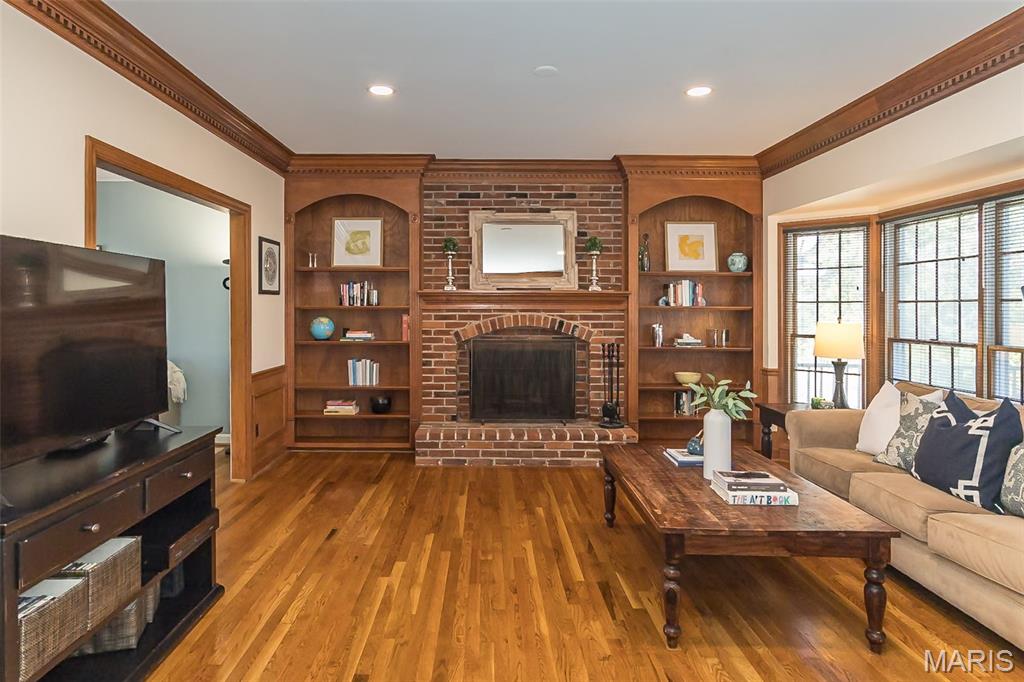 1418 Warson Oaks Court