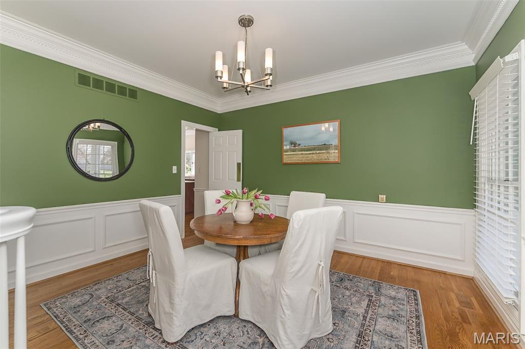 1418 Warson Oaks Court