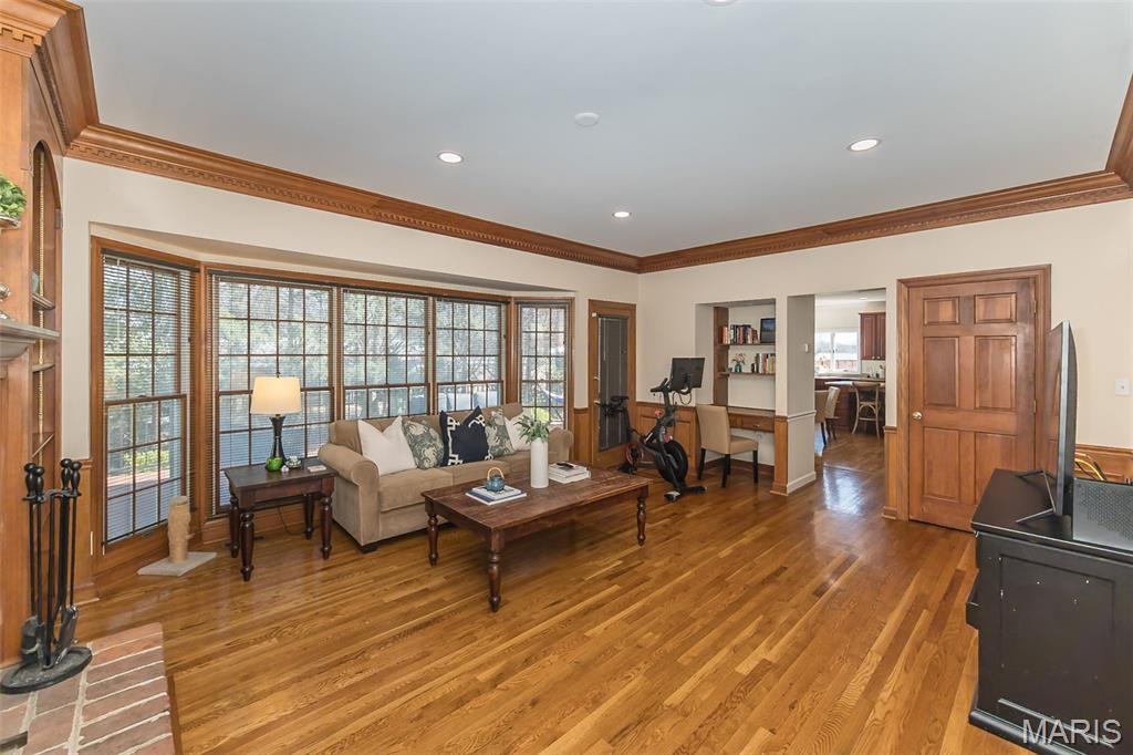 1418 Warson Oaks Court