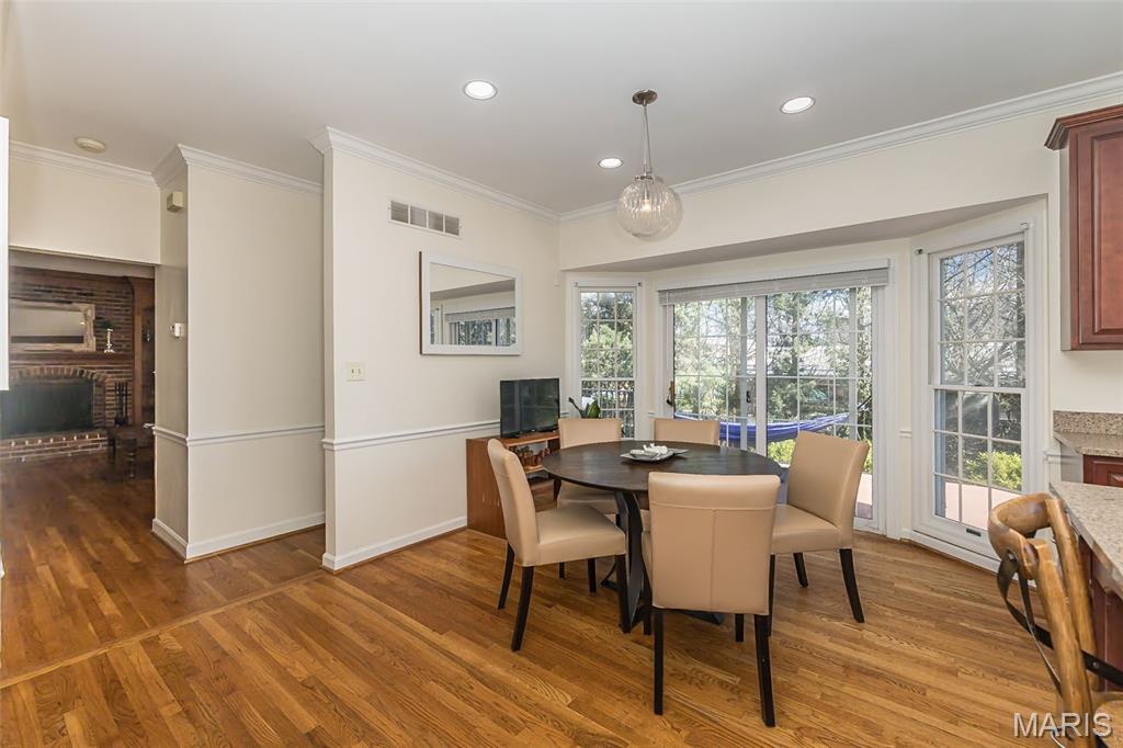 1418 Warson Oaks Court