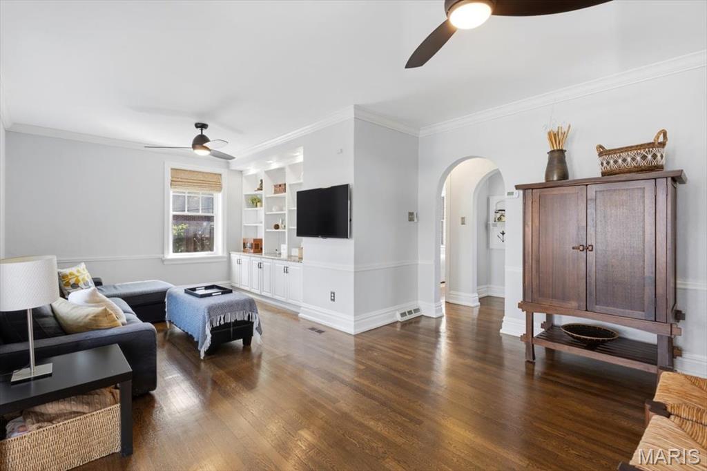 7407 Buckingham Drive