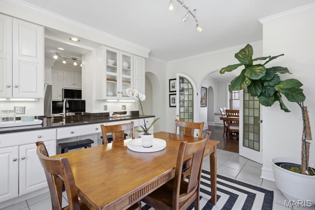 7407 Buckingham Drive