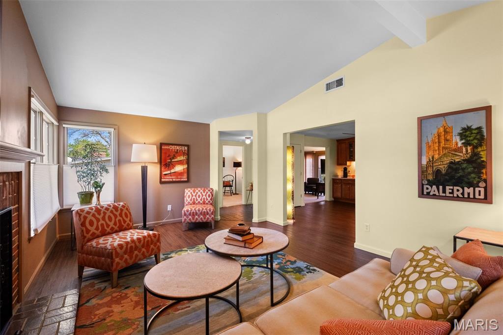 760 Pebbleshire Lane