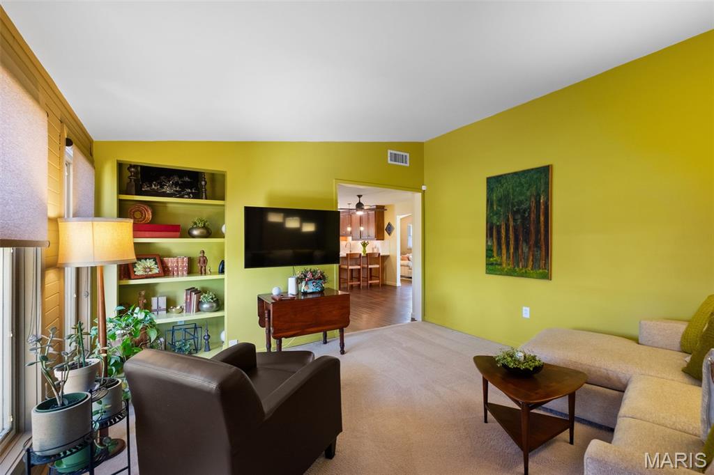 760 Pebbleshire Lane