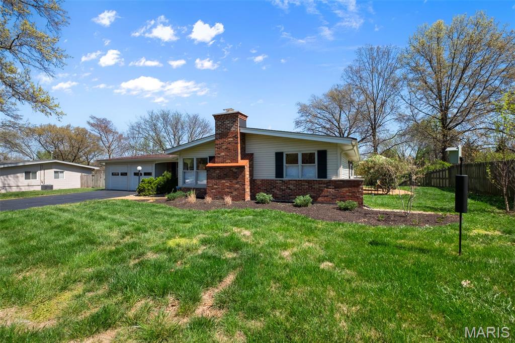 760 Pebbleshire Lane