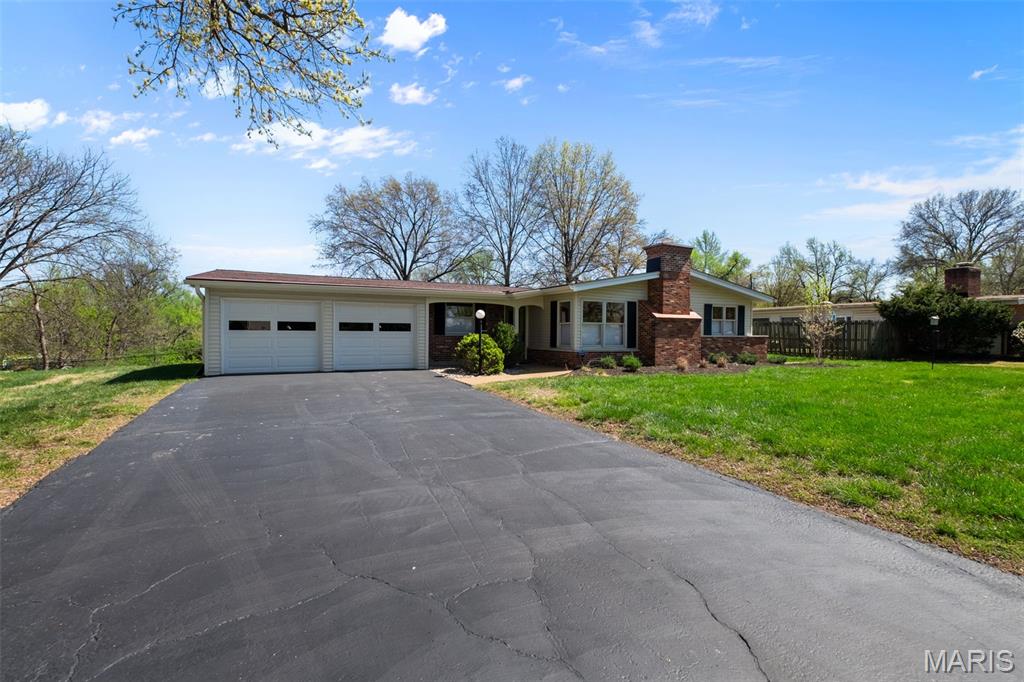 760 Pebbleshire Lane