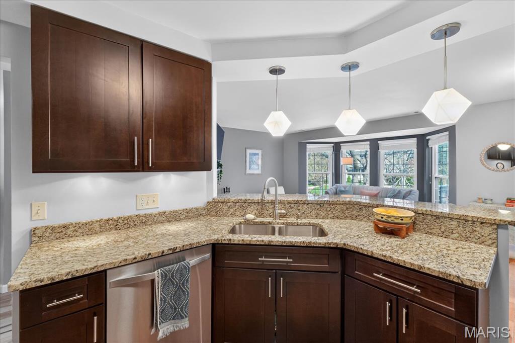 4468 McPherson Avenue Unit: 4A