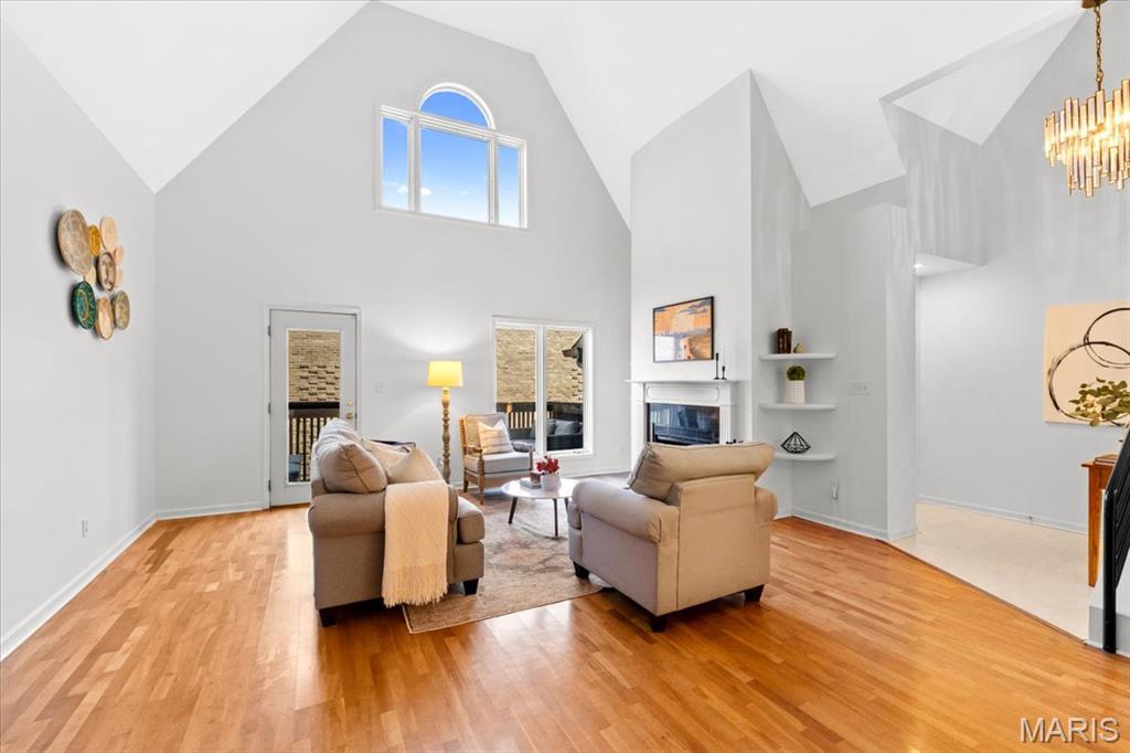 4111 W Pine Boulevard Unit: 12