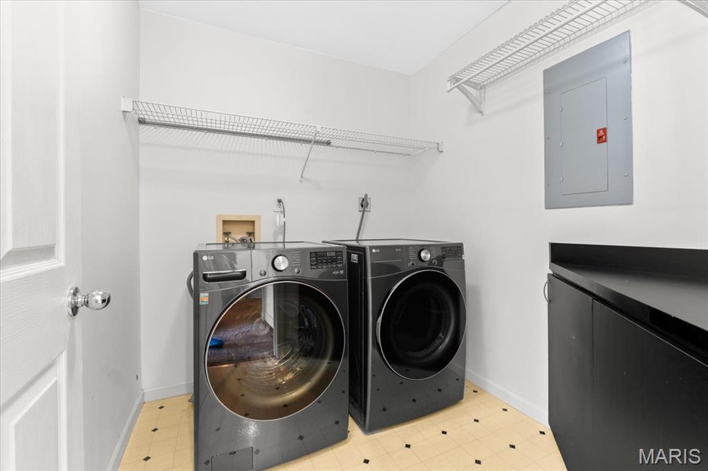 4111 W Pine Boulevard Unit: 12