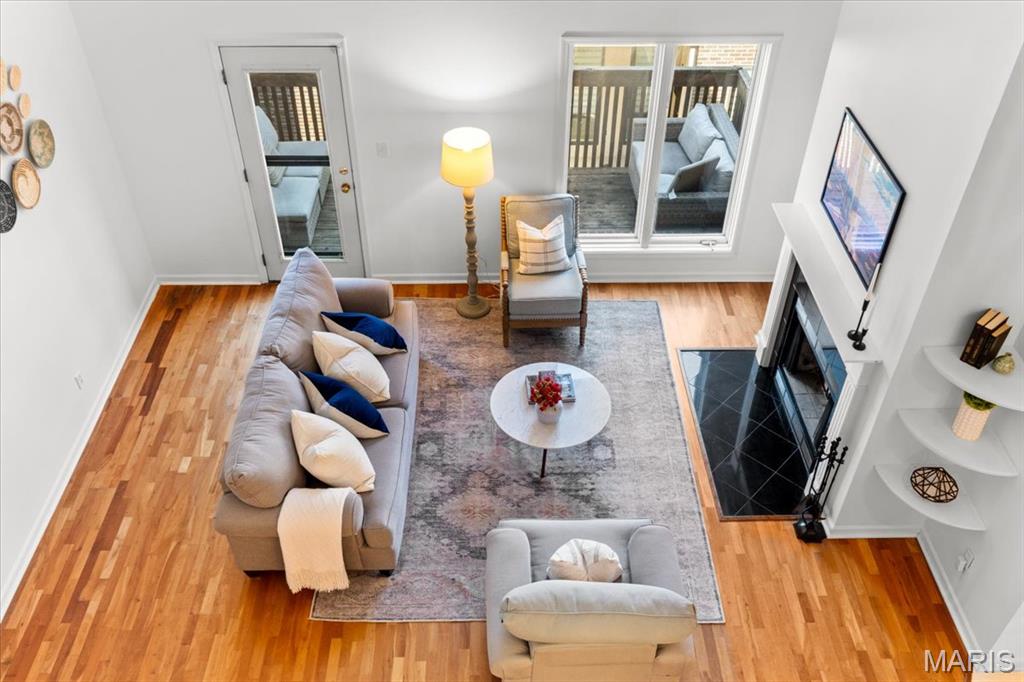 4111 W Pine Boulevard Unit: 12