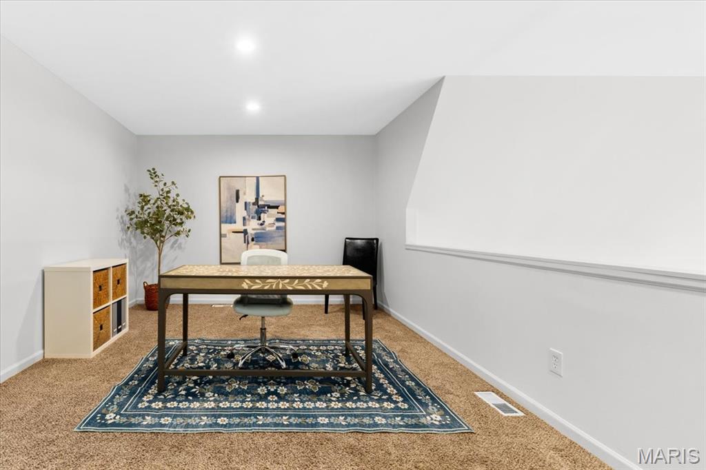 4111 W Pine Boulevard Unit: 12