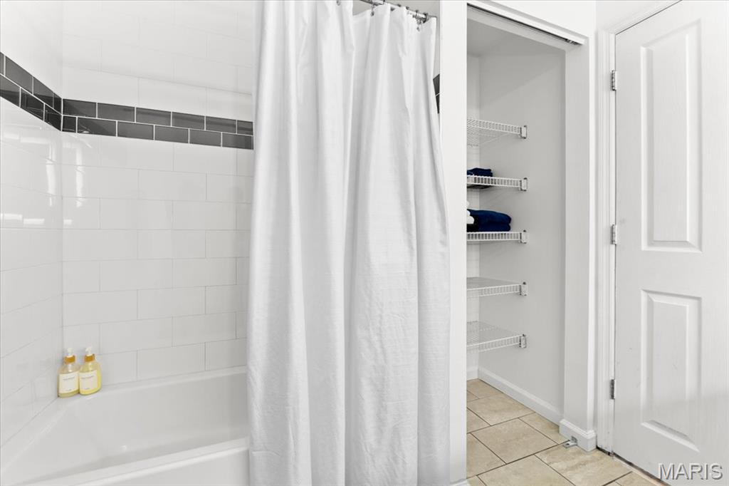 4111 W Pine Boulevard Unit: 12