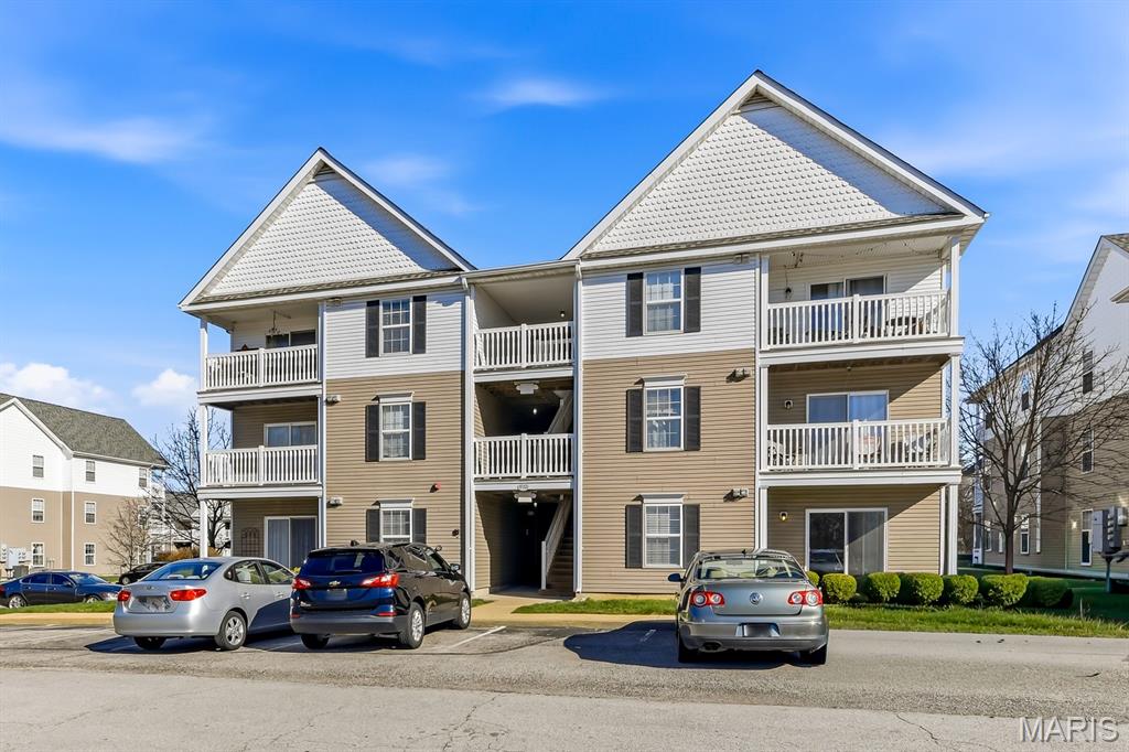 9755 Newham Drive Unit: 10D