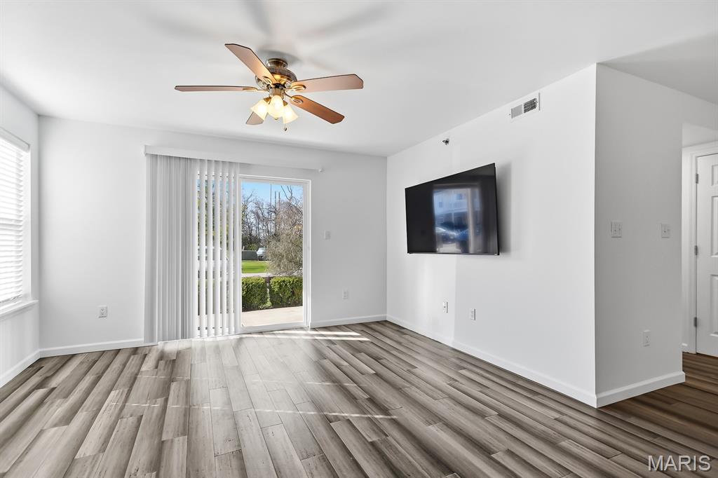 9755 Newham Drive Unit: 10D