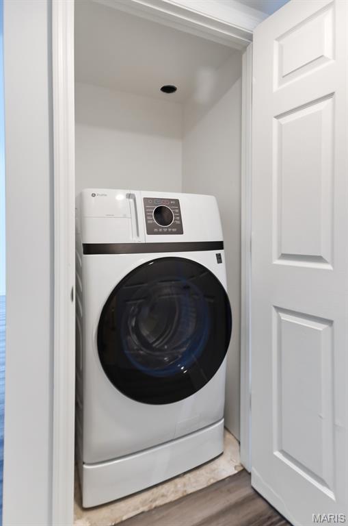 9755 Newham Drive Unit: 10D