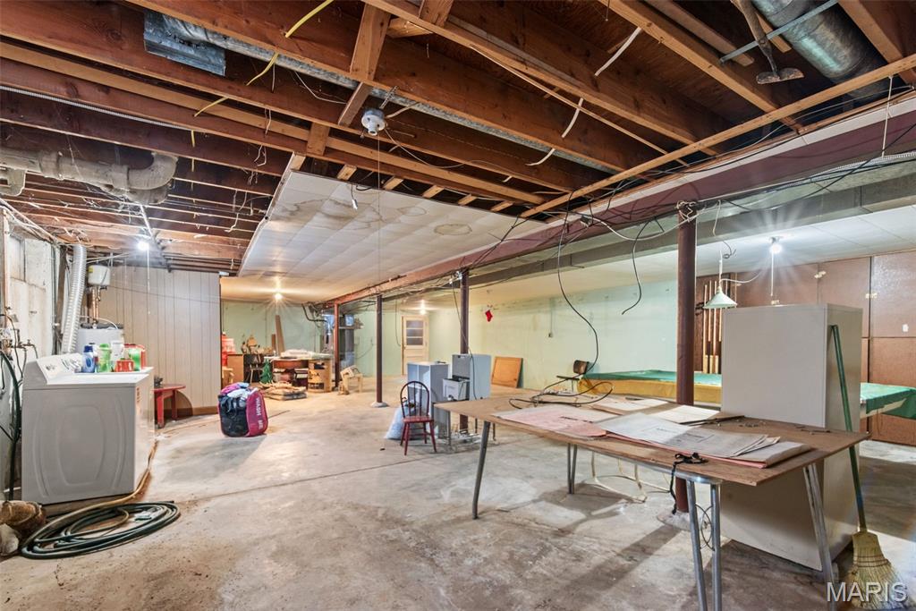 960 Chesterfield Parkway E