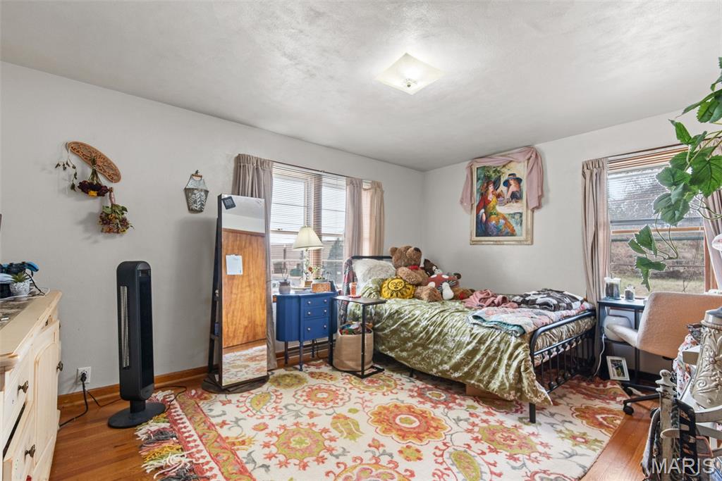 960 Chesterfield Parkway E