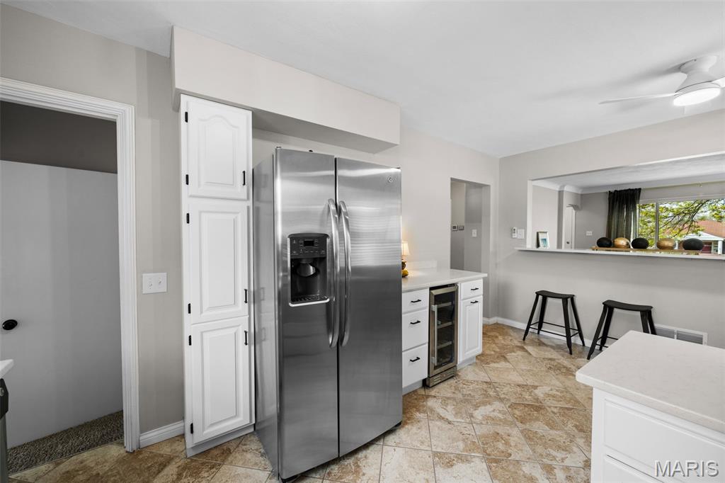 5662 Tholozan Avenue