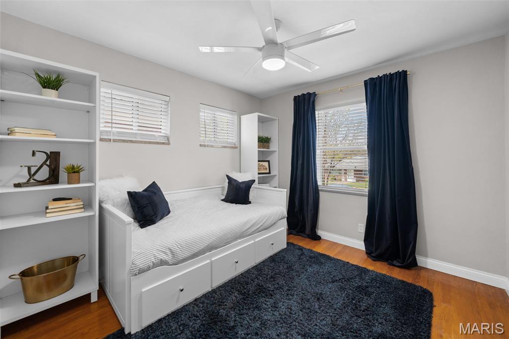 5662 Tholozan Avenue