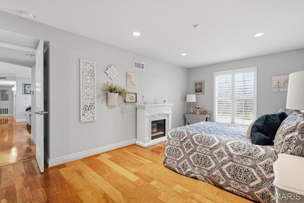 1512 Bedford Forge Court Unit: 15