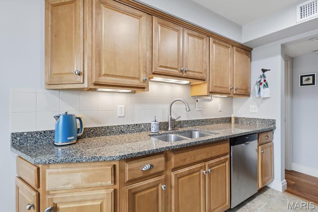 1512 Bedford Forge Court Unit: 15