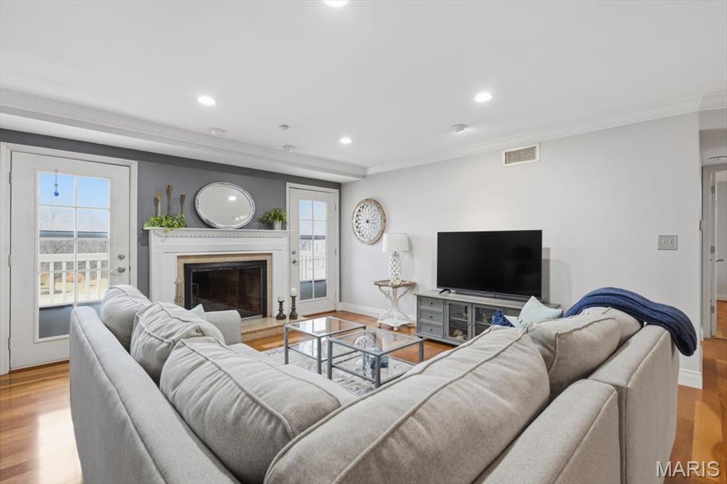 1512 Bedford Forge Court Unit: 15