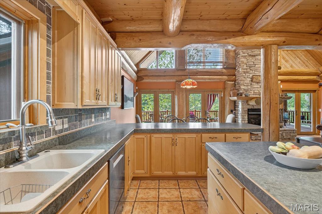 9873 Linenbroker Road